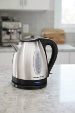 Hamilton Beach 1.7L Stainless Steel Electric Kettle - Image 2